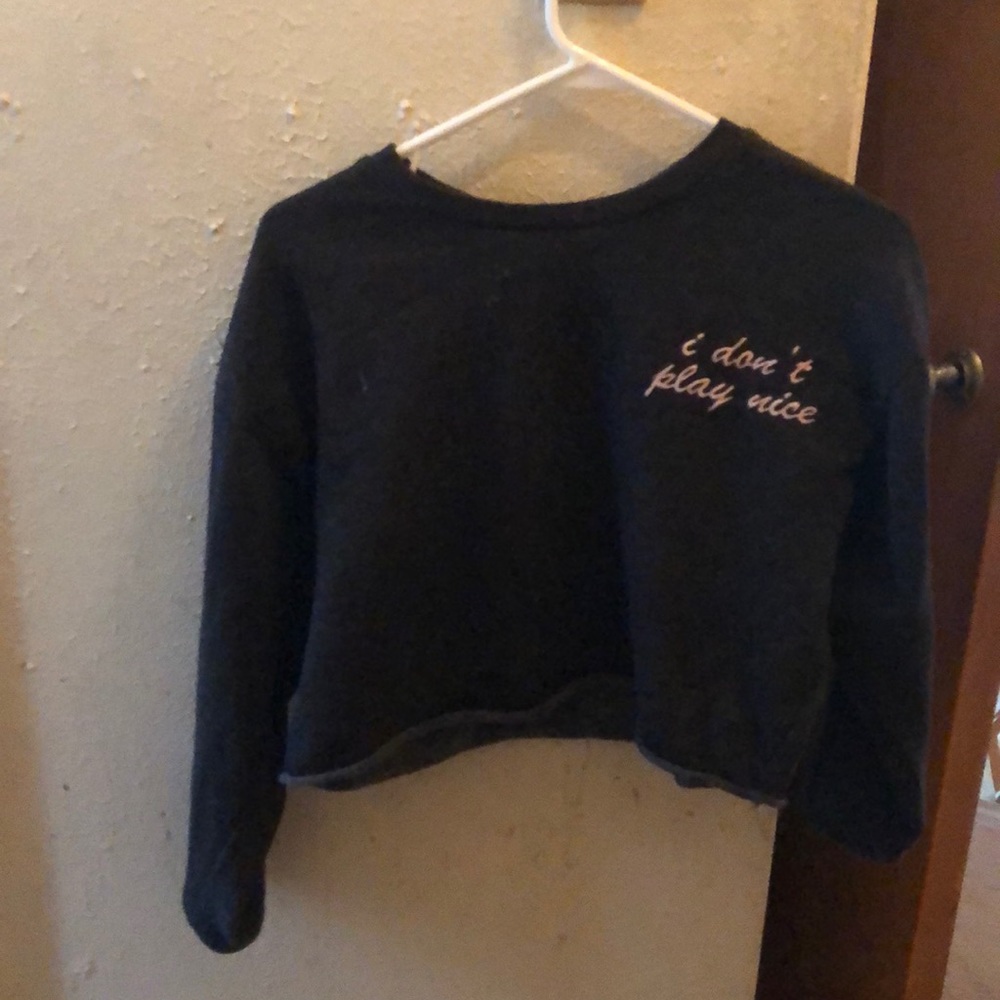 long sleeve crop top